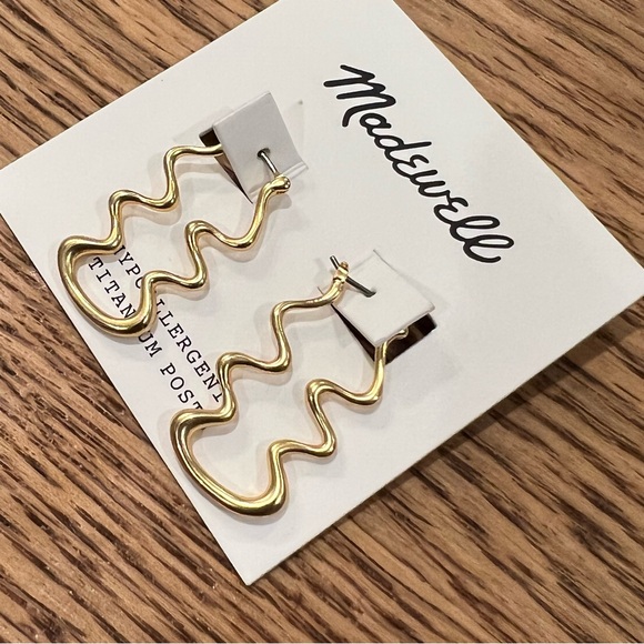 NEW MADEWELL Enamel-Dipped Wavy Hoop Earrings Vintage Gold - Picture 7 of 8